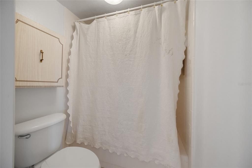 For Sale: $224,900 (2 beds, 2 baths, 1140 Square Feet)