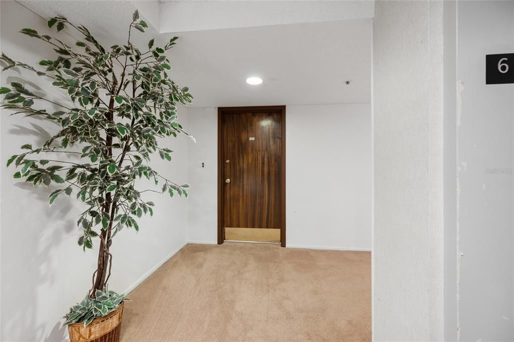 For Sale: $224,900 (2 beds, 2 baths, 1140 Square Feet)