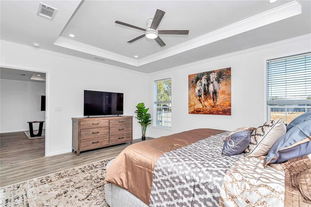 На продажу: $995,000 (6 спален, 4 ванн, 2965 Квадратных фут)