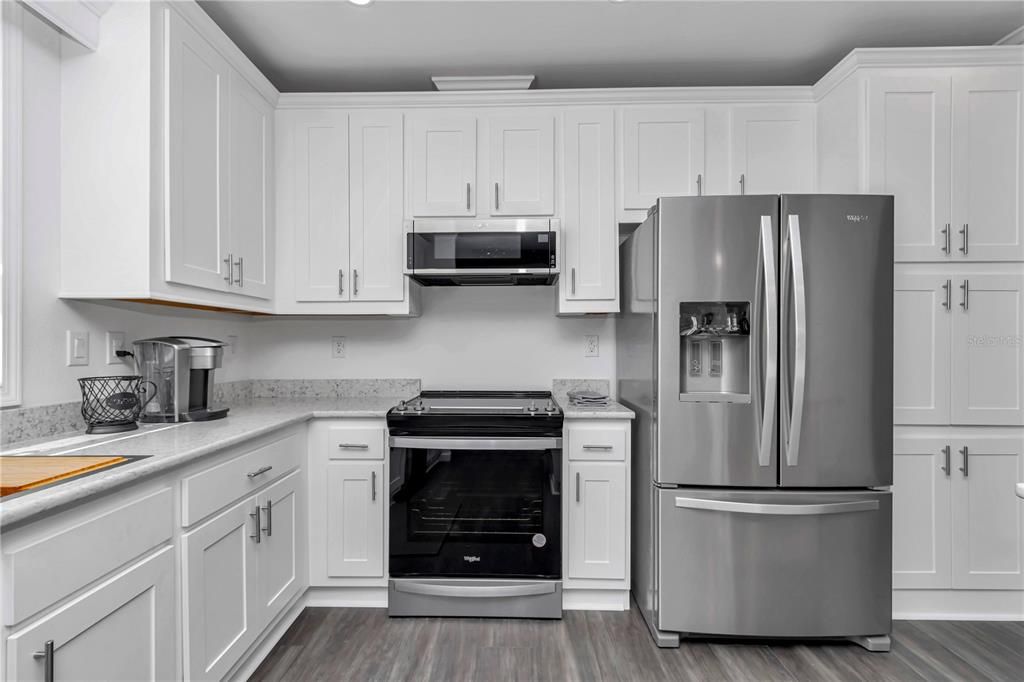 На продажу: $995,000 (6 спален, 4 ванн, 2965 Квадратных фут)