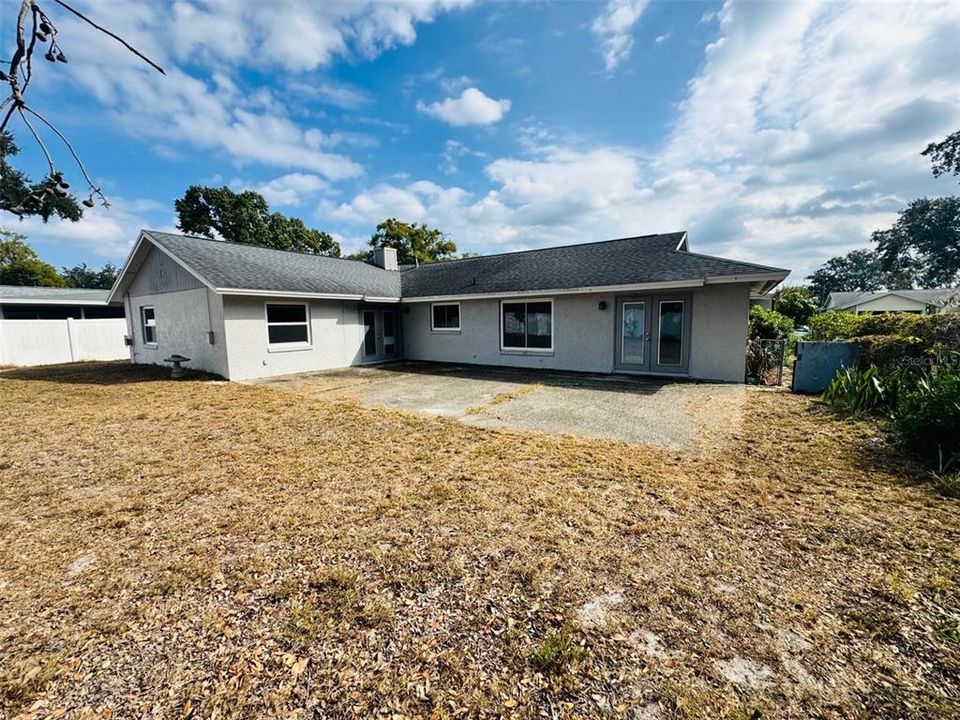 出租: $2,600 (4 贝兹, 2 浴室, 1814 平方英尺)