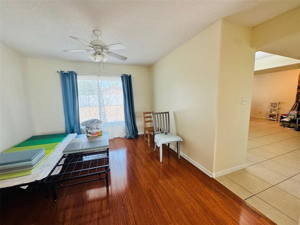 出租: $2,600 (4 贝兹, 2 浴室, 1814 平方英尺)