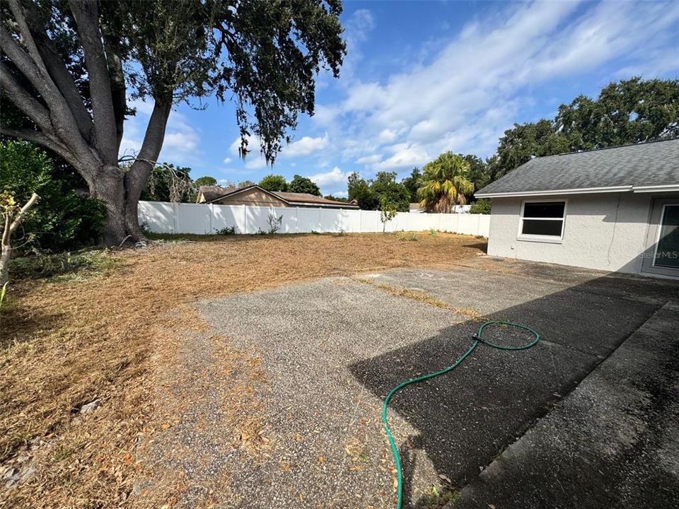 出租: $2,600 (4 贝兹, 2 浴室, 1814 平方英尺)