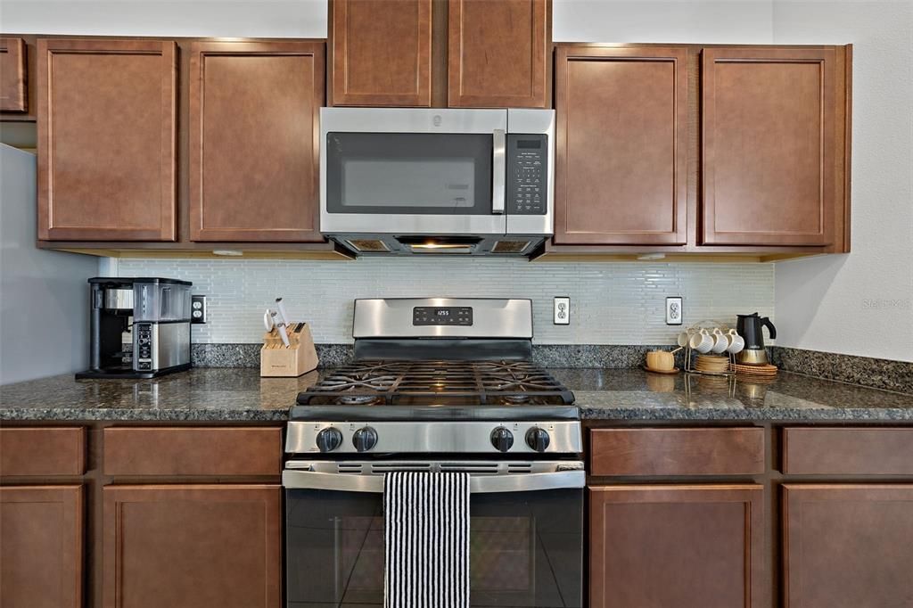 待售: $340,000 (3 贝兹, 2 浴室, 1582 平方英尺)