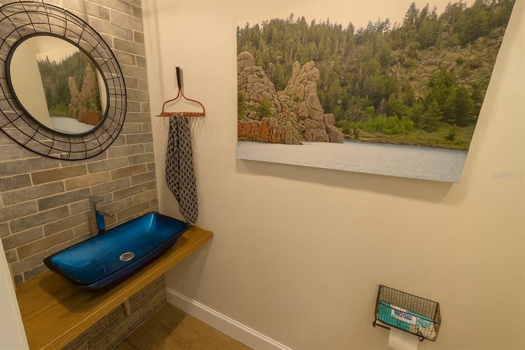 For Sale: $599,900 (4 beds, 2 baths, 2150 Square Feet)