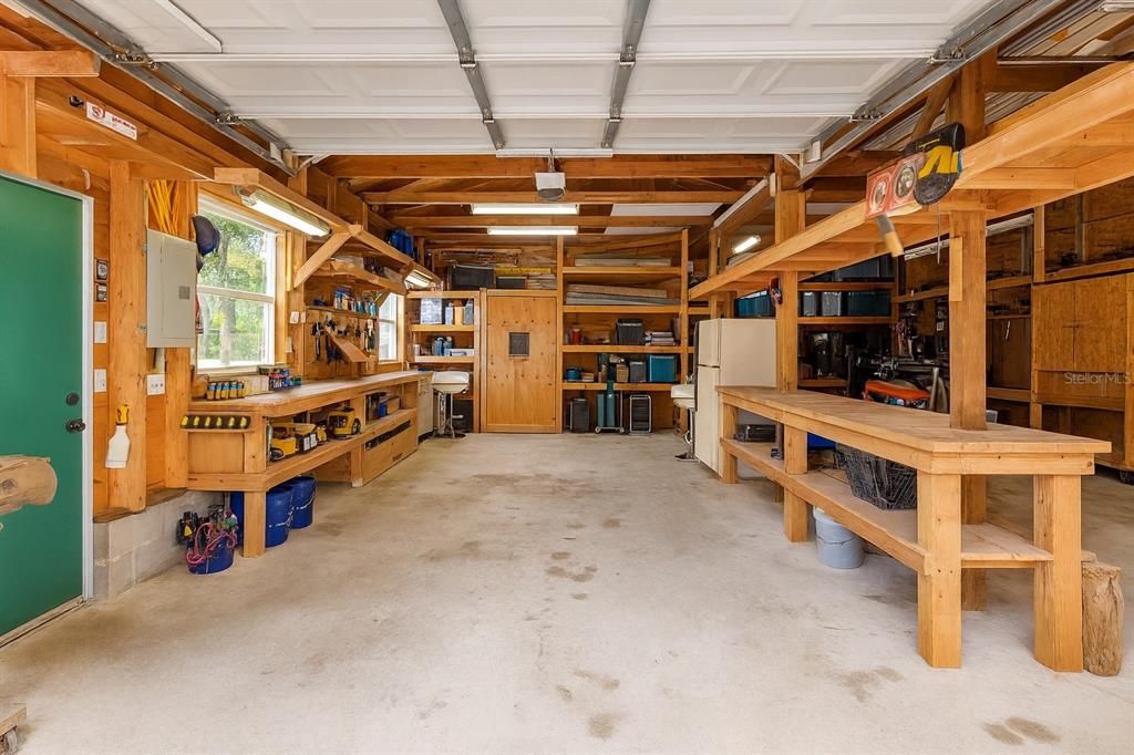 For Sale: $599,900 (4 beds, 2 baths, 2150 Square Feet)