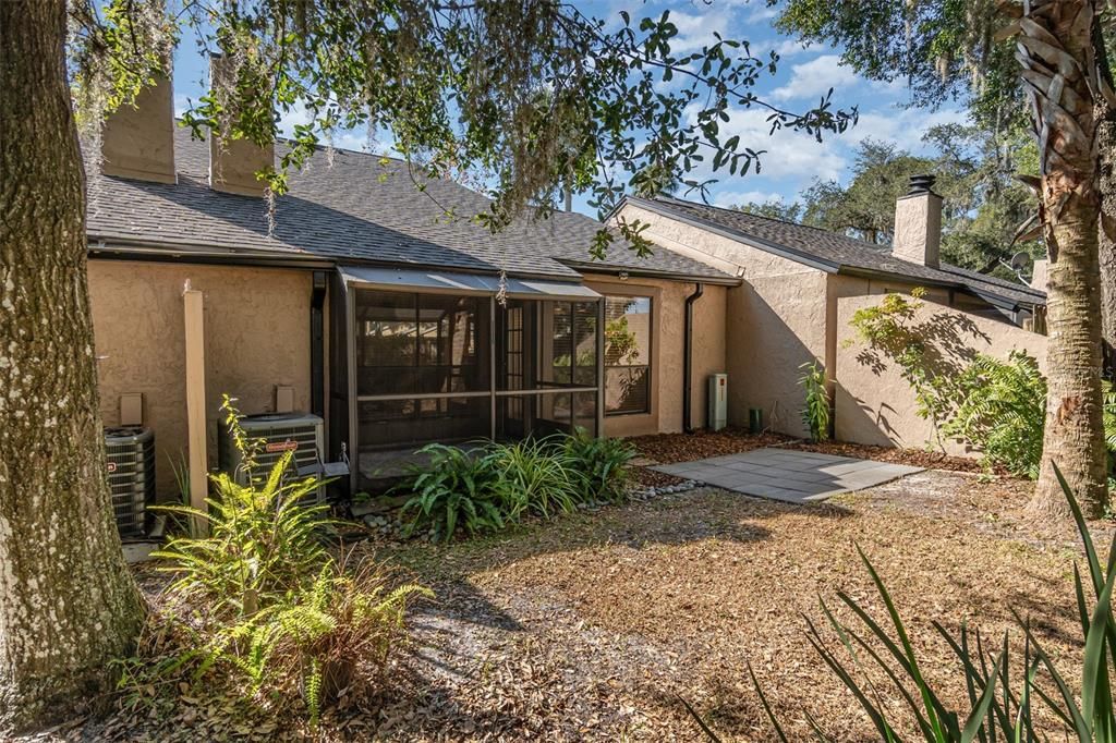 待售: $249,900 (2 贝兹, 2 浴室, 1199 平方英尺)