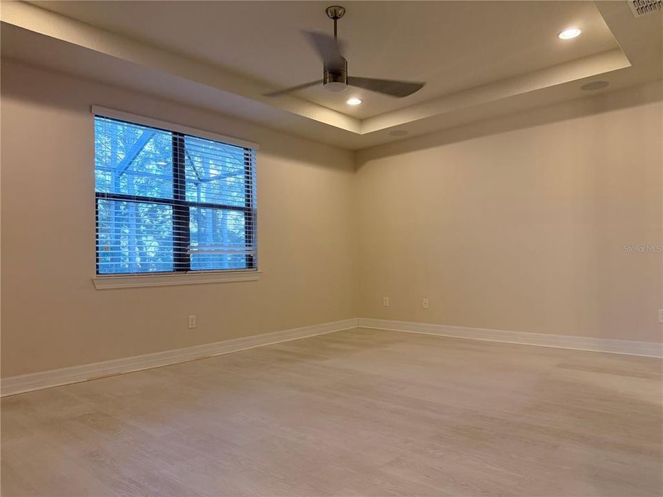 For Rent: $2,300 (3 beds, 3 baths, 2528 Square Feet)