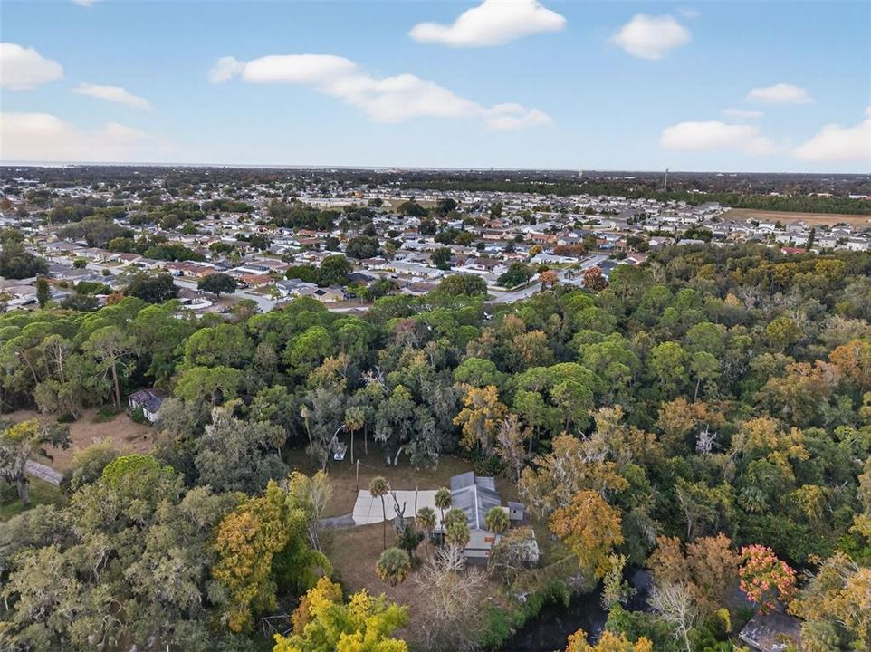 For Sale: $425,000 (5 beds, 2 baths, 1920 Square Feet)