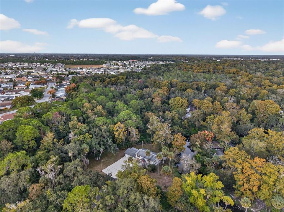 For Sale: $425,000 (5 beds, 2 baths, 1920 Square Feet)