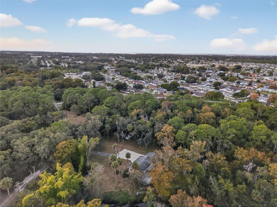 For Sale: $425,000 (5 beds, 2 baths, 1920 Square Feet)