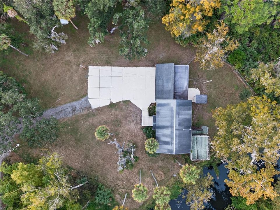 For Sale: $425,000 (5 beds, 2 baths, 1920 Square Feet)