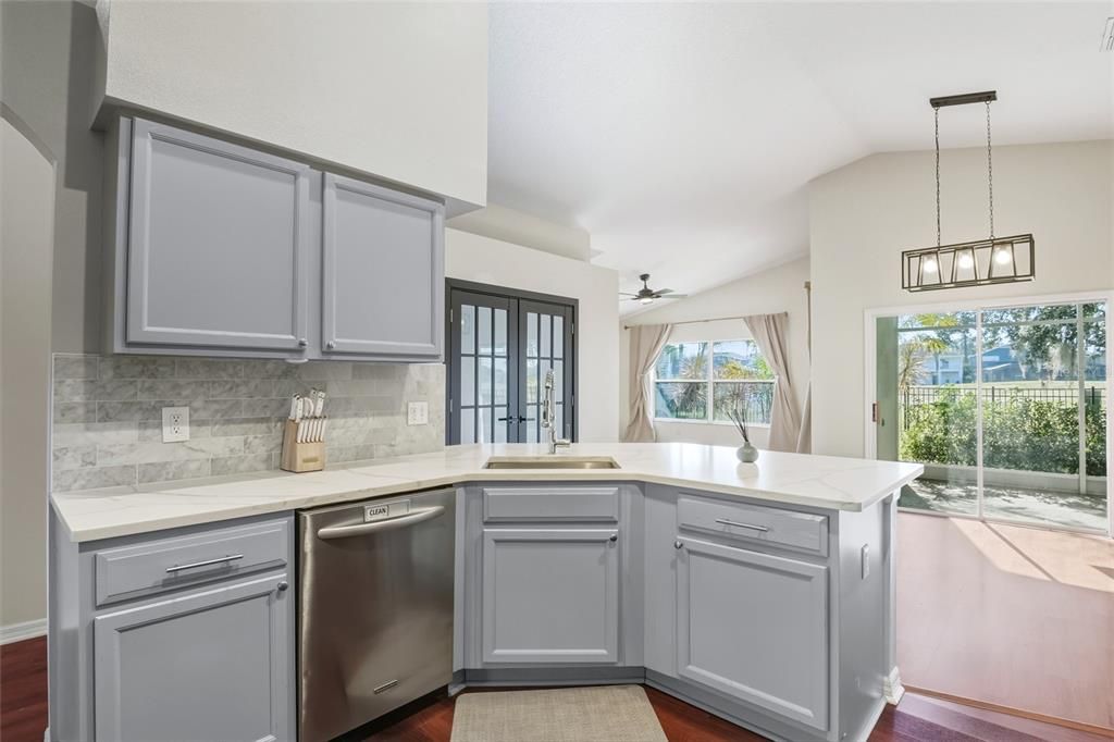 For Sale: $485,000 (3 beds, 2 baths, 1484 Square Feet)