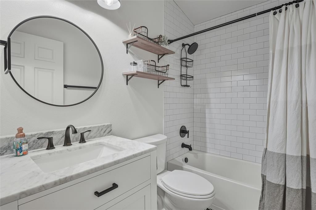 For Sale: $485,000 (3 beds, 2 baths, 1484 Square Feet)