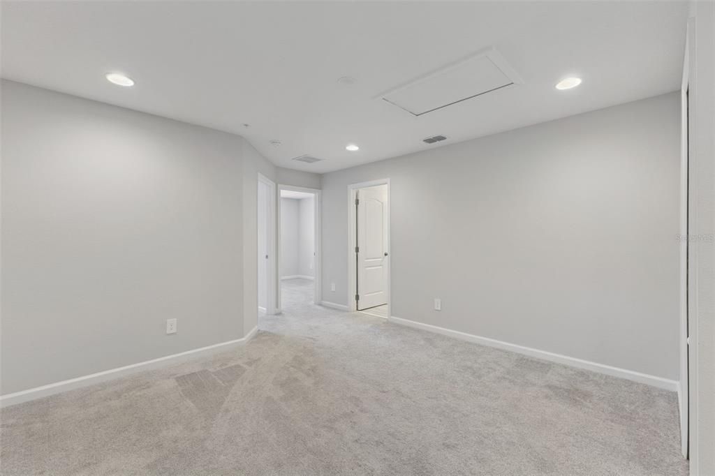 For Rent: $2,300 (3 beds, 2 baths, 1540 Square Feet)