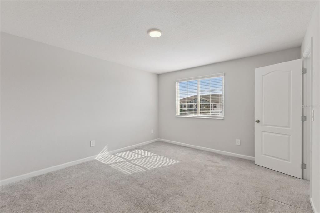 For Rent: $2,300 (3 beds, 2 baths, 1540 Square Feet)