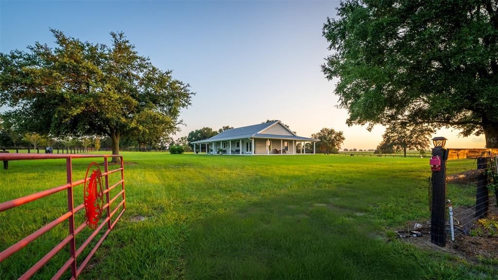 待售: $1,500,000 (3 贝兹, 2 浴室, 1792 平方英尺)