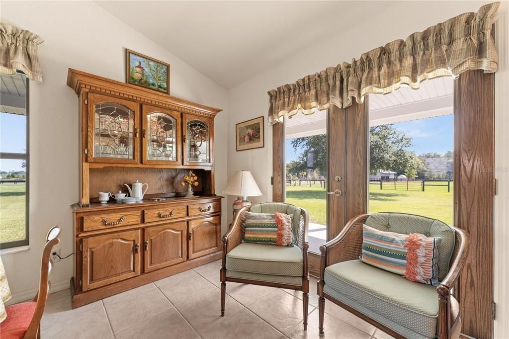 待售: $1,500,000 (3 贝兹, 2 浴室, 1792 平方英尺)