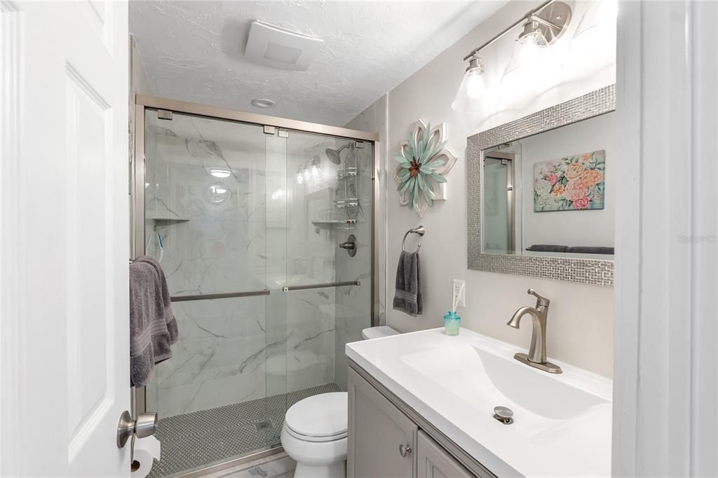 For Sale: $325,000 (2 beds, 2 baths, 1178 Square Feet)