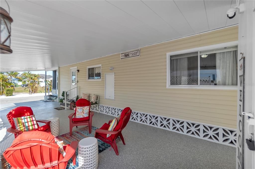 For Sale: $325,000 (2 beds, 2 baths, 1178 Square Feet)