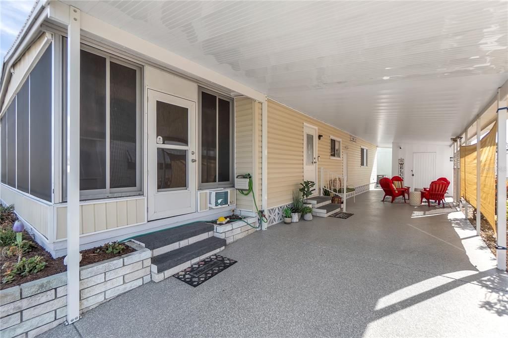 For Sale: $325,000 (2 beds, 2 baths, 1178 Square Feet)