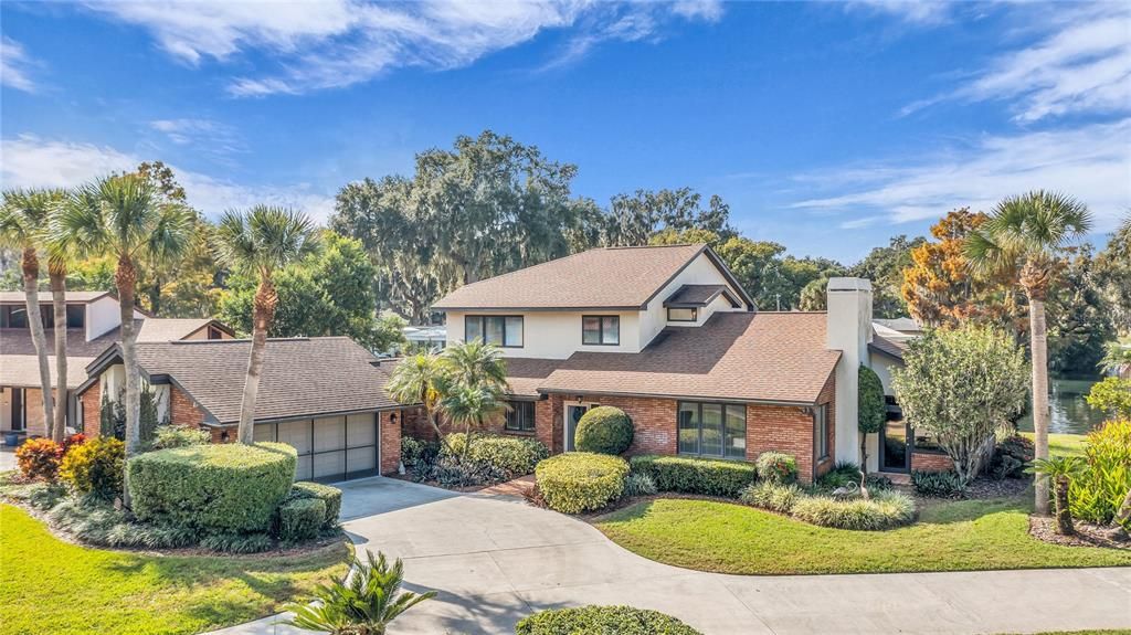 For Sale: $650,000 (3 beds, 2 baths, 2840 Square Feet)