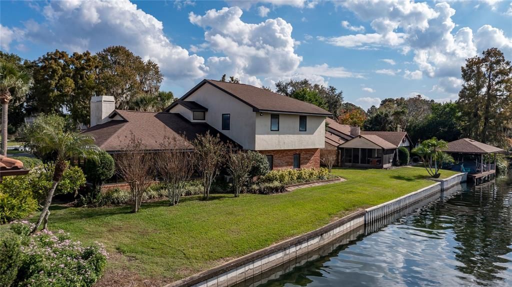 For Sale: $650,000 (3 beds, 2 baths, 2840 Square Feet)