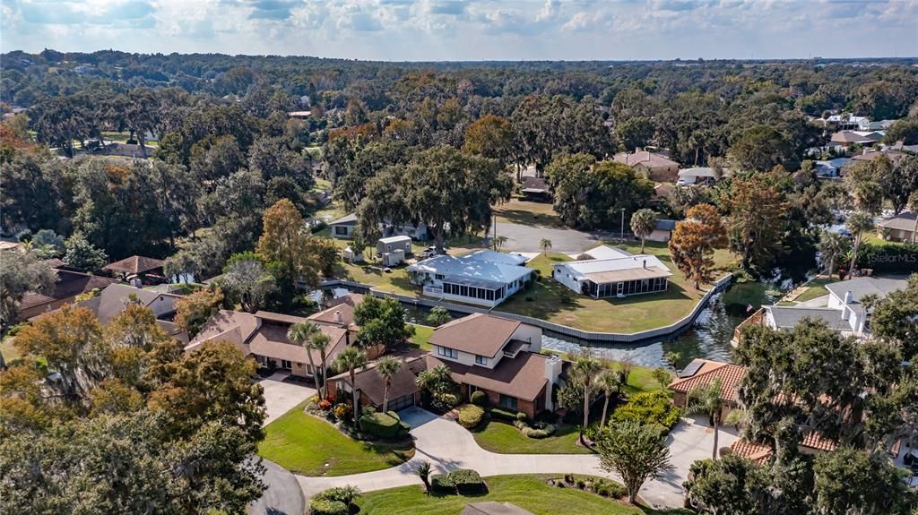 For Sale: $650,000 (3 beds, 2 baths, 2840 Square Feet)