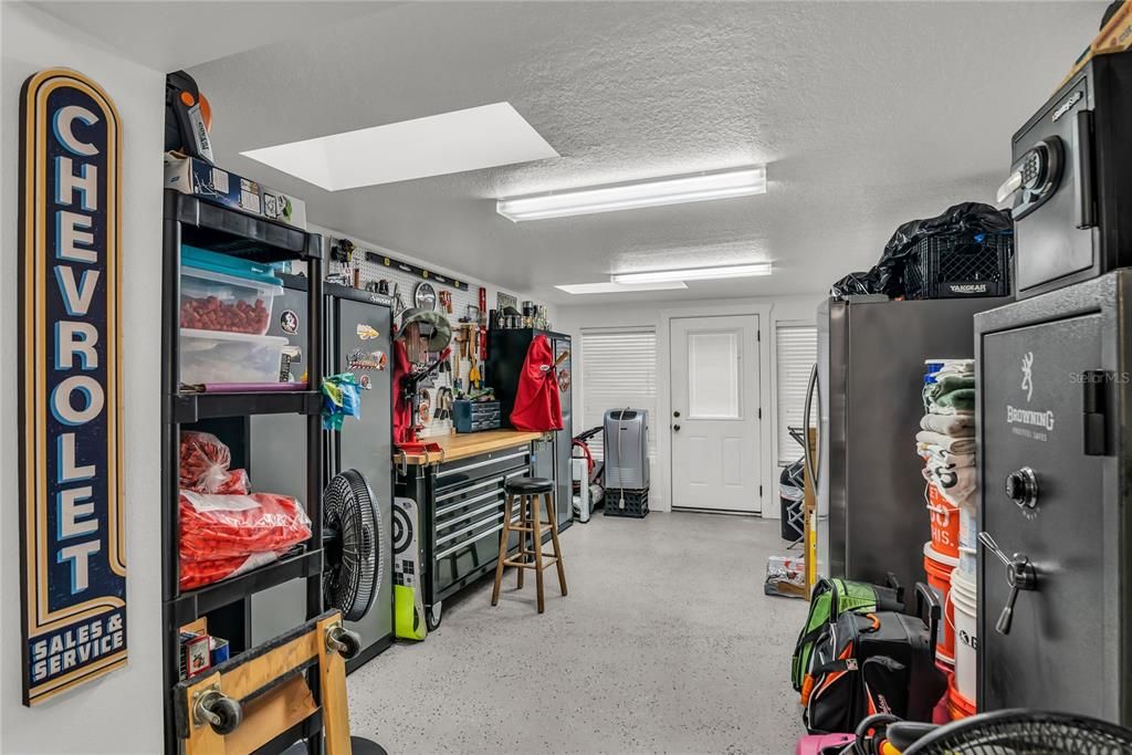 For Sale: $650,000 (3 beds, 2 baths, 2840 Square Feet)