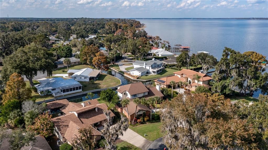 For Sale: $650,000 (3 beds, 2 baths, 2840 Square Feet)