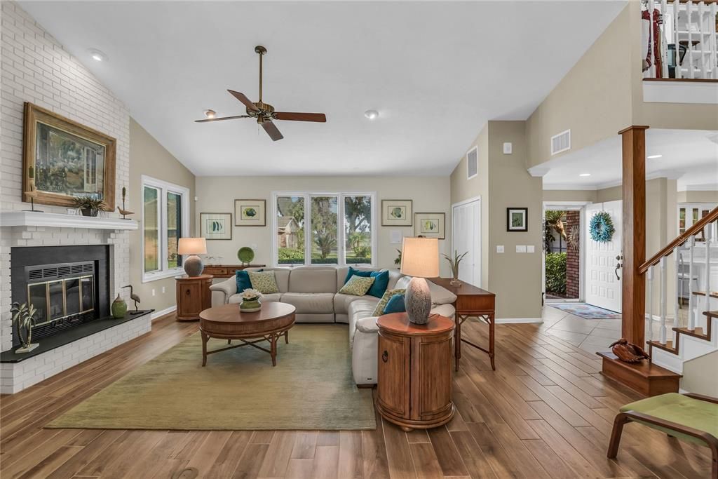 For Sale: $650,000 (3 beds, 2 baths, 2840 Square Feet)