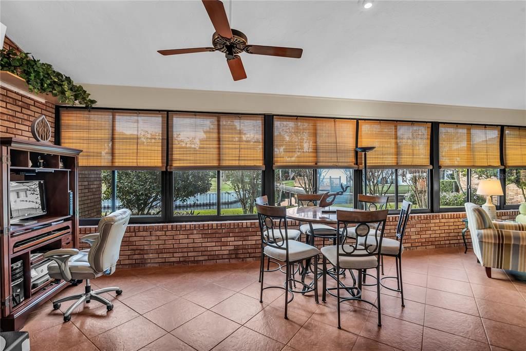 For Sale: $650,000 (3 beds, 2 baths, 2840 Square Feet)