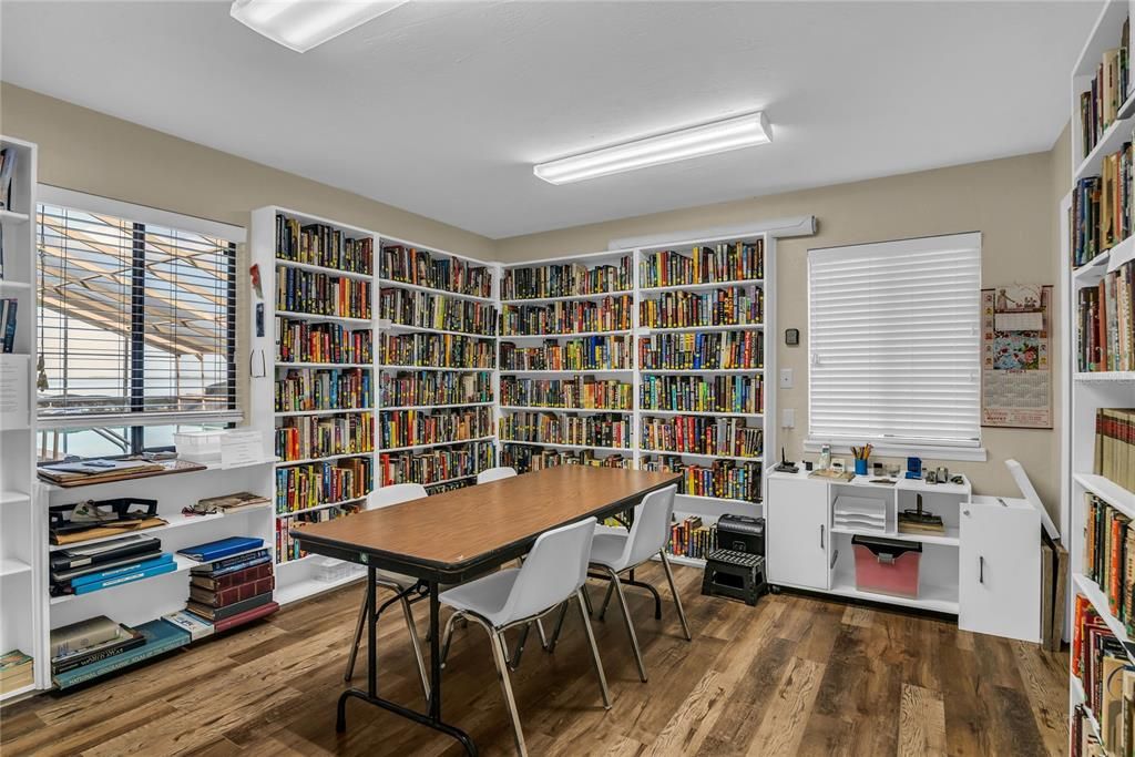 For Sale: $650,000 (3 beds, 2 baths, 2840 Square Feet)