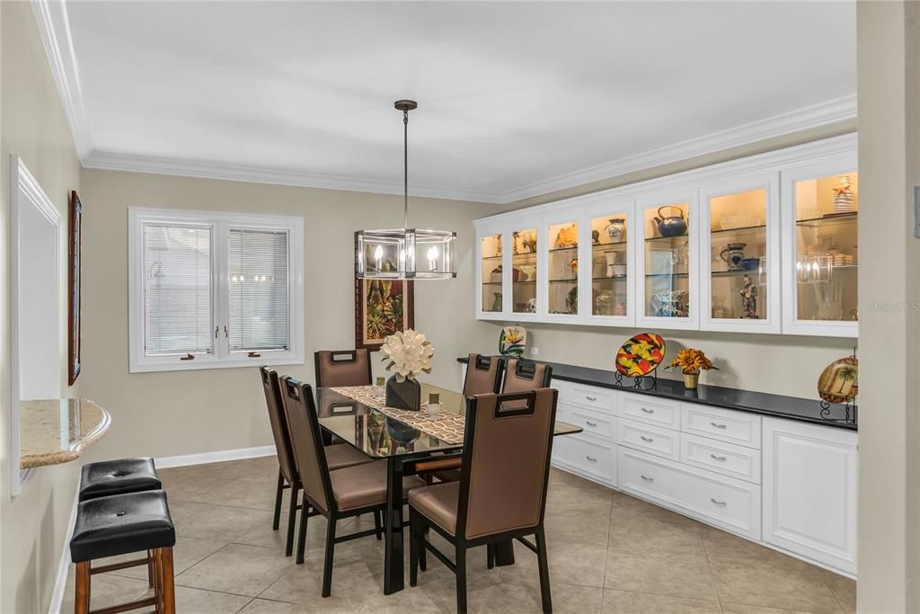 For Sale: $650,000 (3 beds, 2 baths, 2840 Square Feet)