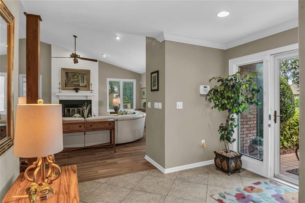 For Sale: $650,000 (3 beds, 2 baths, 2840 Square Feet)