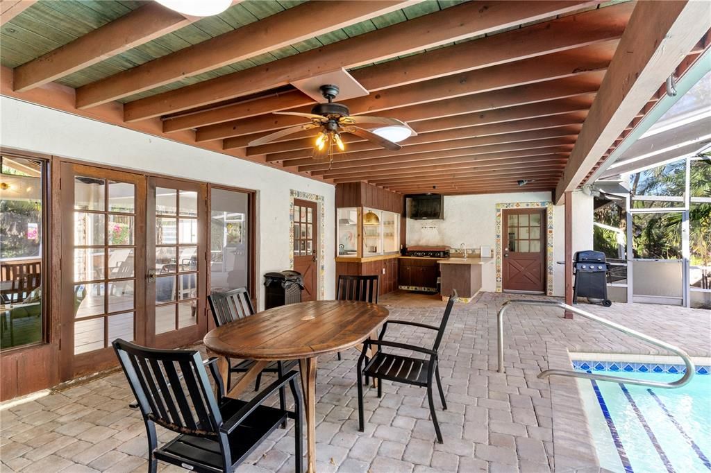 В аренду: $3,250 (4 спален, 2 ванн, 2321 Квадратных фут)