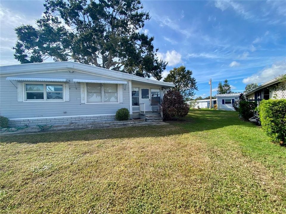 For Rent: $1,800 (2 beds, 2 baths, 1056 Square Feet)