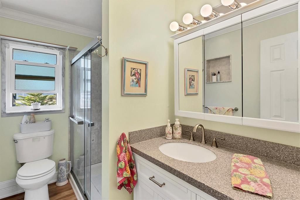 For Sale: $450,000 (3 beds, 2 baths, 1676 Square Feet)