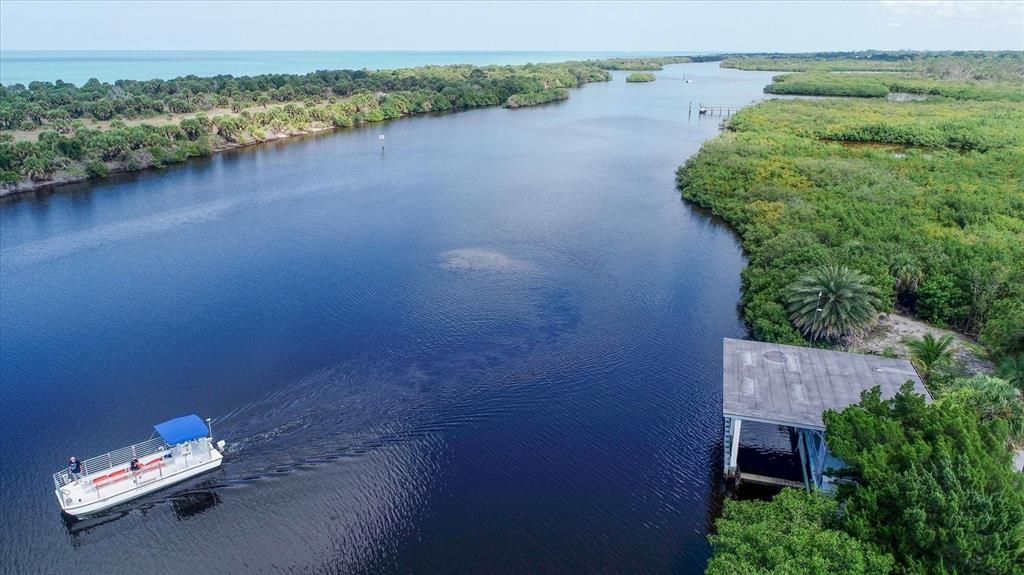 For Sale: $450,000 (3 beds, 2 baths, 1676 Square Feet)