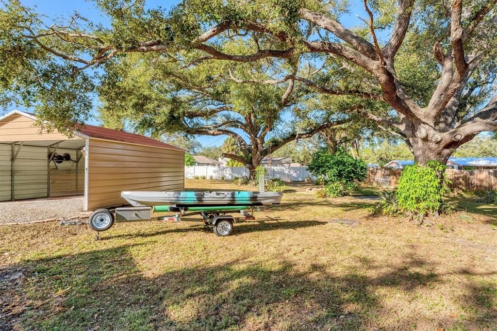 For Sale: $450,000 (3 beds, 2 baths, 1676 Square Feet)