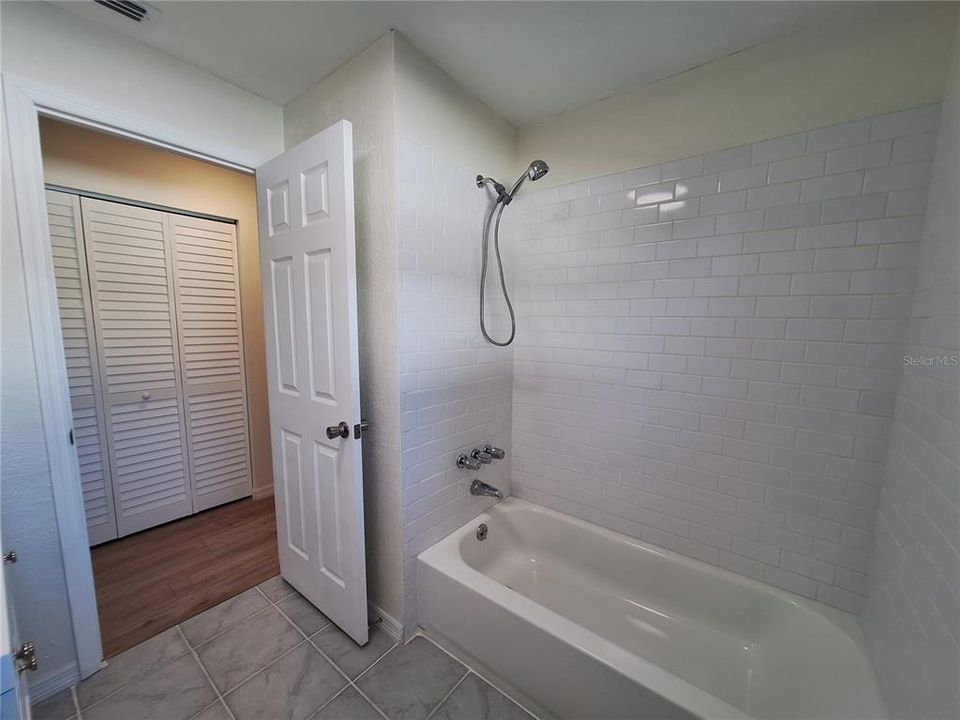 For Sale: $599,000 (4 beds, 2 baths, 1991 Square Feet)