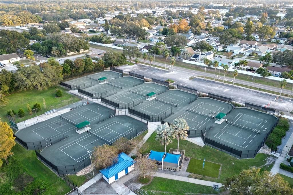 For Sale: $599,000 (4 beds, 2 baths, 1991 Square Feet)