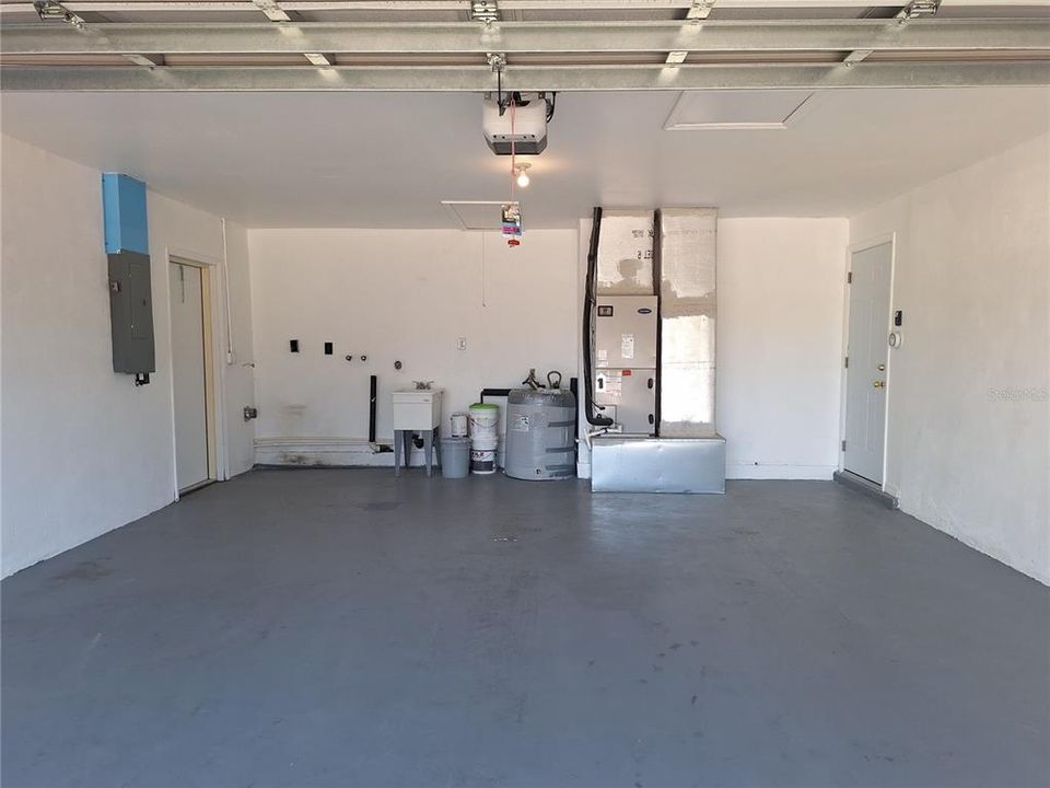 For Sale: $599,000 (4 beds, 2 baths, 1991 Square Feet)