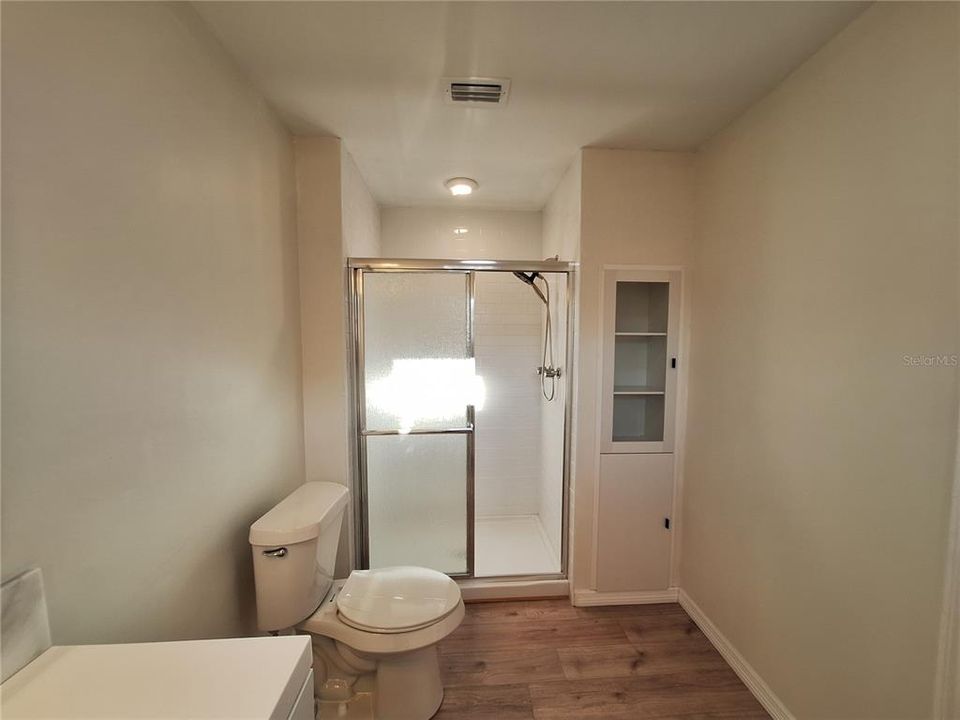 For Sale: $599,000 (4 beds, 2 baths, 1991 Square Feet)