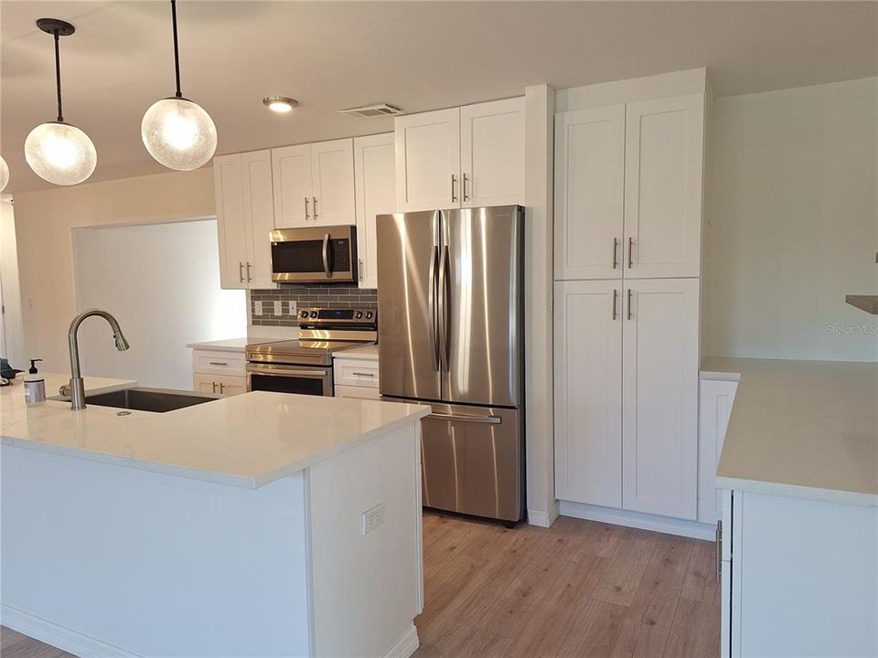 For Sale: $599,000 (4 beds, 2 baths, 1991 Square Feet)