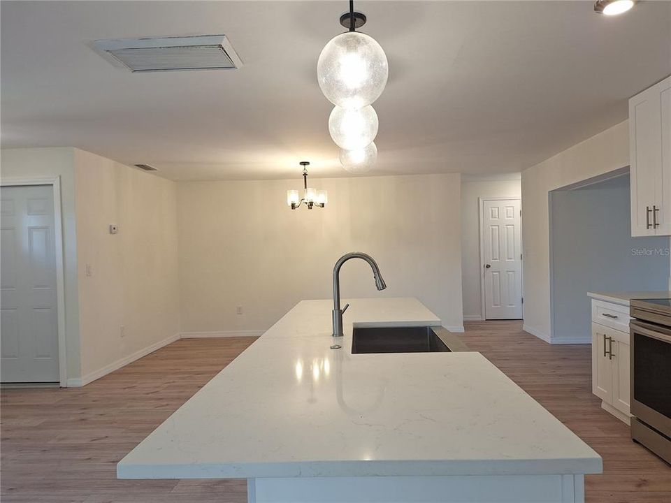 For Sale: $599,000 (4 beds, 2 baths, 1991 Square Feet)