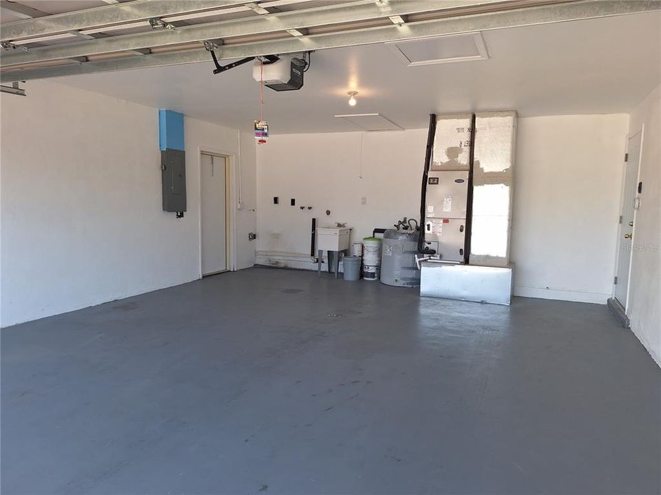 For Sale: $599,000 (4 beds, 2 baths, 1991 Square Feet)