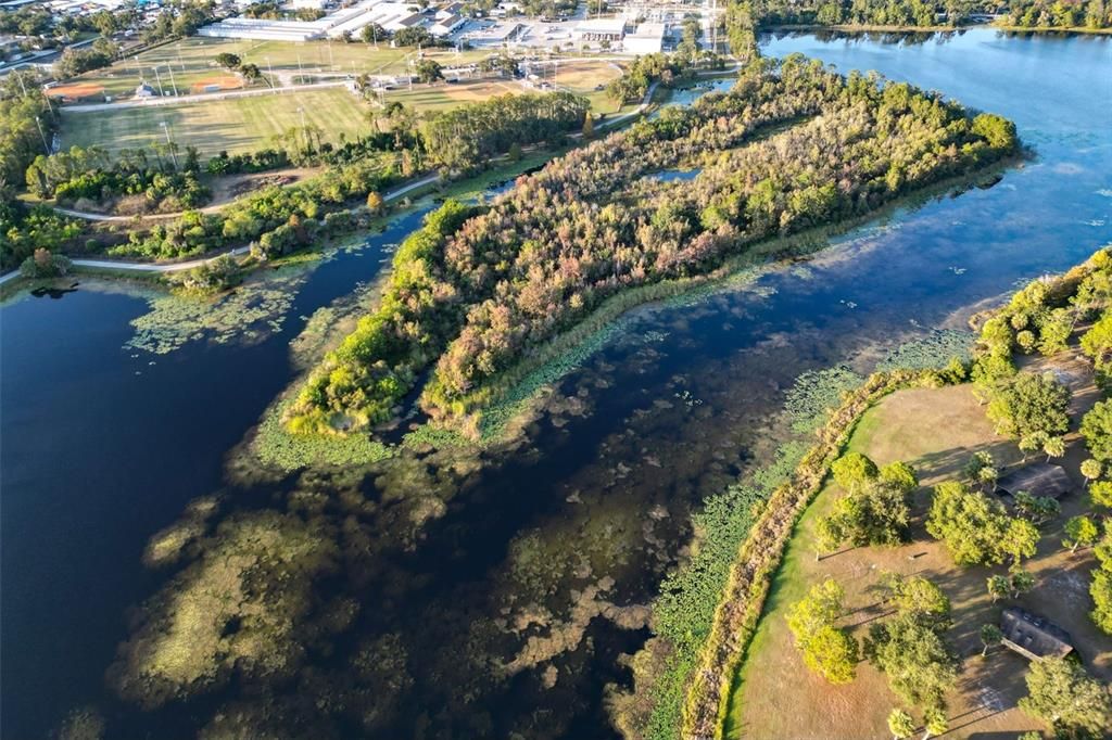 For Sale: $599,000 (4 beds, 2 baths, 1991 Square Feet)