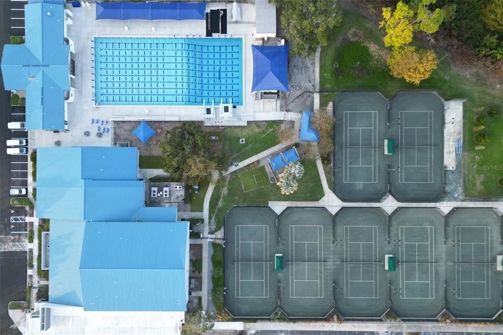 For Sale: $599,000 (4 beds, 2 baths, 1991 Square Feet)