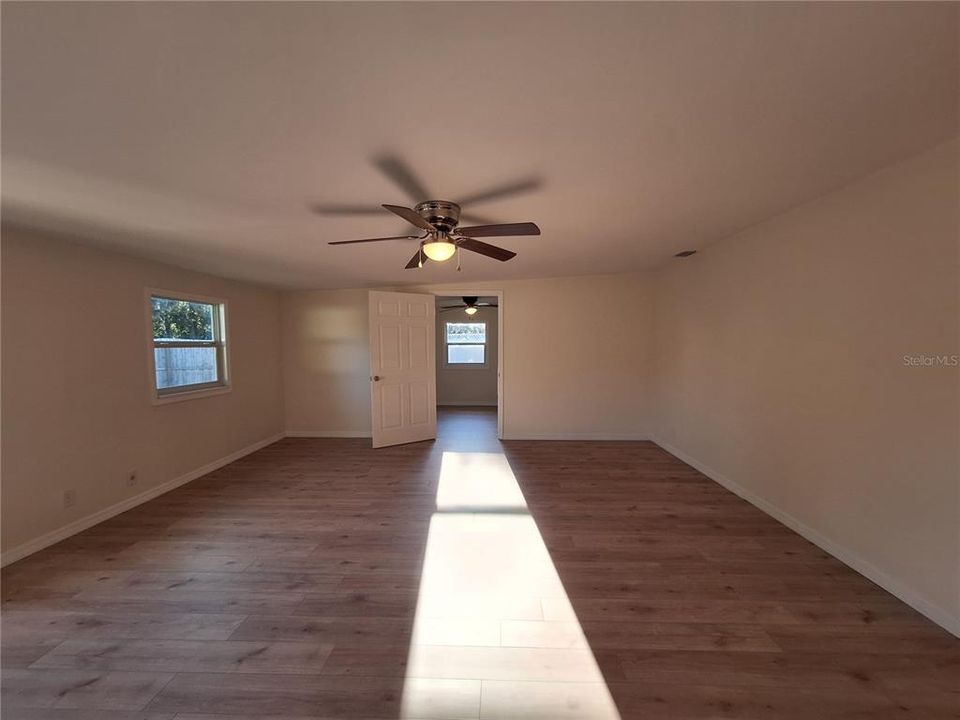 For Sale: $599,000 (4 beds, 2 baths, 1991 Square Feet)